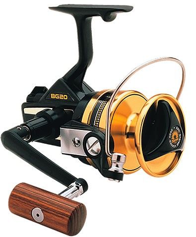 DAIWA BLACK GOLD BG 30 SPINNING REEL  