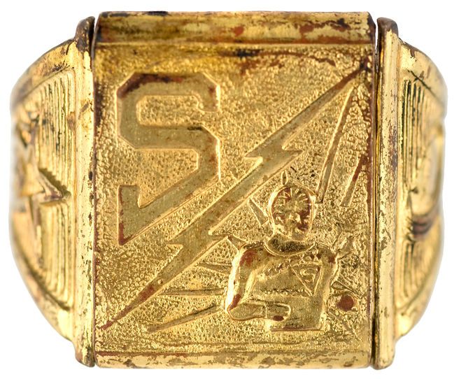 SUPERMAN SECRET CHAMBER RING 1941 Defense Club Premium  