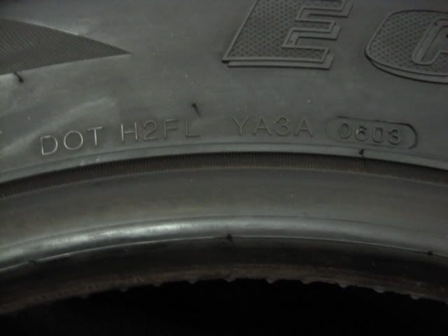 ONE KUMHO ECSTA STX 265/60/18 TIRE (M3361) 9/32  