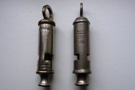 ORIGINAL VINTAGE/ ANTIQUE WORKING POLICE WHISTLES BY J HUDSON & CO 