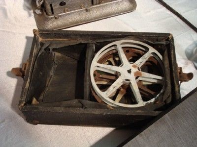 Vintage 1945 REVERE 8mm Antique FILM PROJECTOR w/Manual     Works 