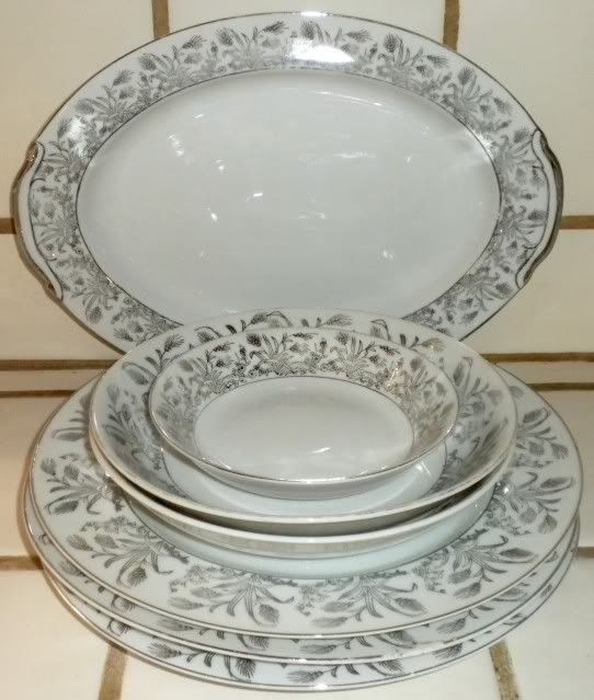 VTG HAYASI FINE CHINA KUTANI 7 PIECES SILVER PATTERN  