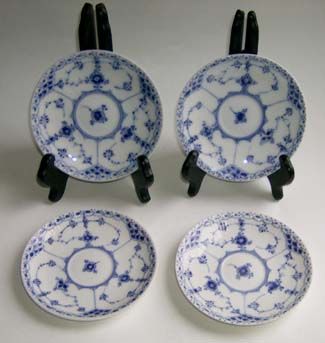 FOUR ROYAL COPENHAGEN BLUE FLUTED HALF LACE SMALL PLATES/SAUCERS 