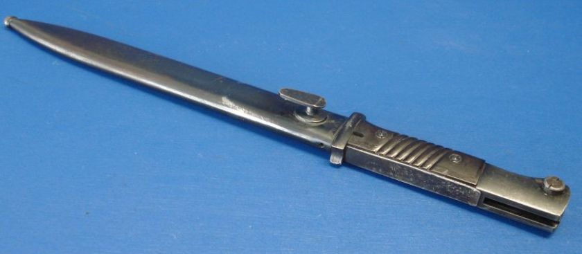 German WW2 M84/98 Kar98 Bayonet with Scabbard   Matching  