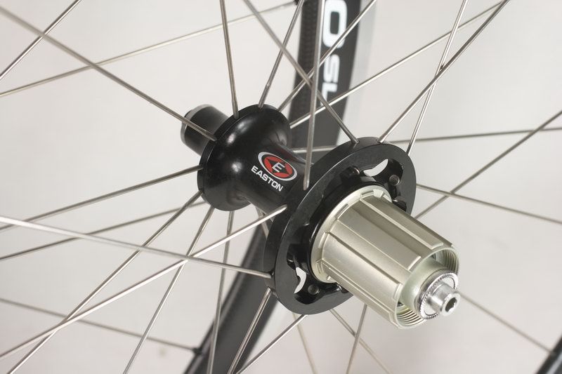 the ec70 sl combines the weight and stiffness benefits of carbon with 