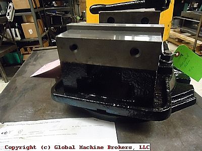 25 Jaw Swiveling Milling Machine Vise  