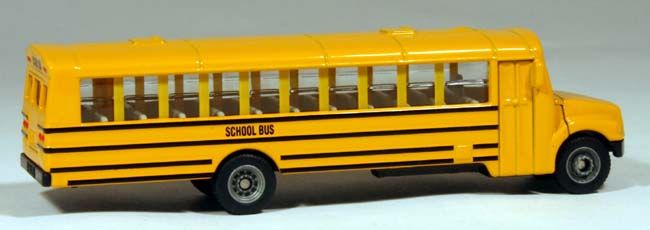 Siku #1864 Freightliner Modern School Bus 1/87  