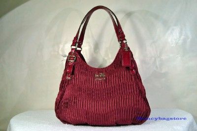 NWT Coach 18886 Madison Gathered Signature Maggie Hobo Shoulder Bag 