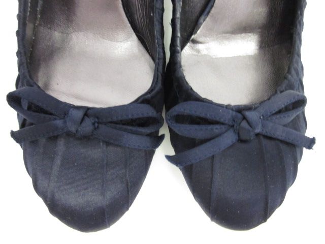 NINE WEST Navy Satin Suede Bow Deta Scrunched Pumps 9  