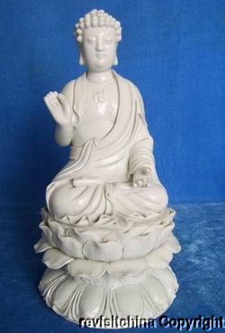 Blanc De China   Dehua White Porcelain Statue Buddha  