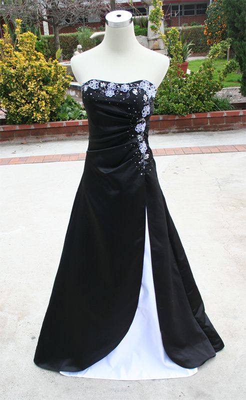 NWT JUMP $270 Black / White Juniors Formal Gown 1  