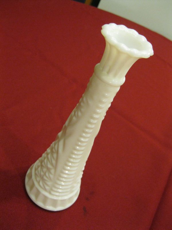 Vintage milk glass white flower vase planter  