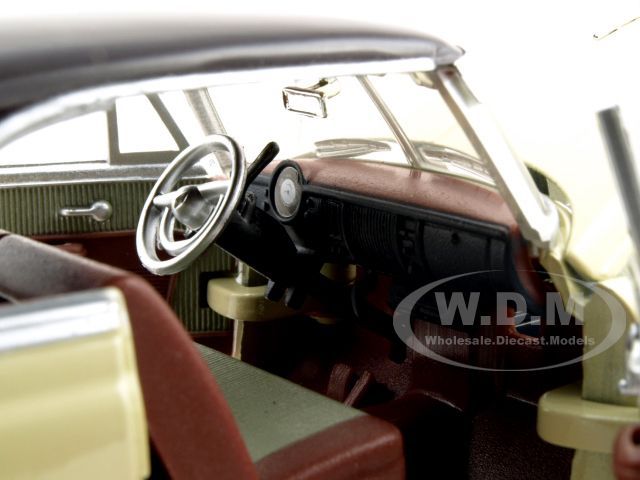 1950 CHEVROLET BEL AIR CREAM 124 DIECAST MODEL CAR  