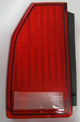 1987 88 CHEVROLET MONTE CARLO TAIL LAMP LENS   LEFT  