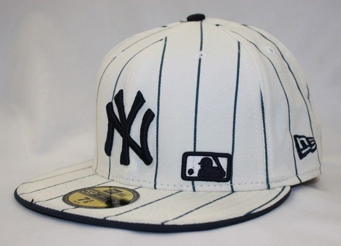 NEW ERA CAP NY YANKEES 59FIFTY OFF WHITE NAVY PINSTRIPE  