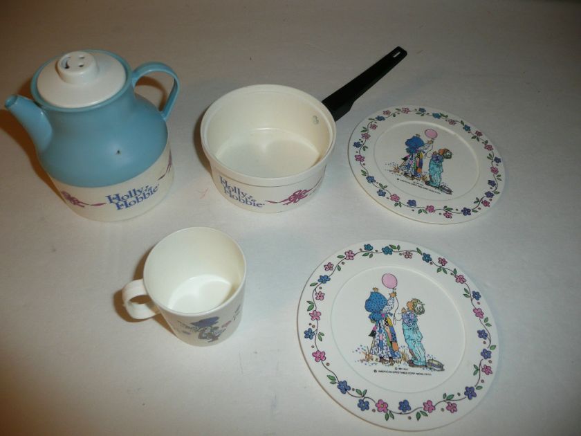 Holly Hobbie Lot of Plastic Tea Set Plates, Cup, Teapot   Plastic 