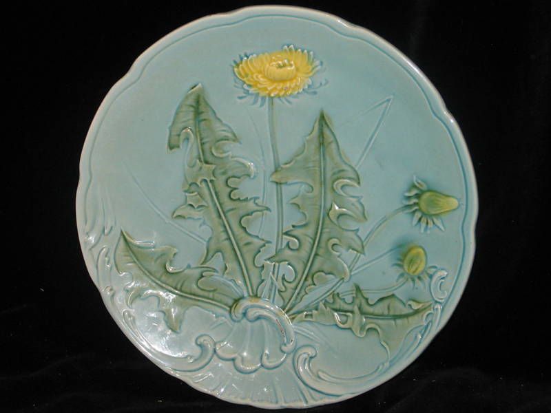 GERMANY ZELL   MAJOLICA   DANDELION   DINNER PLATE  