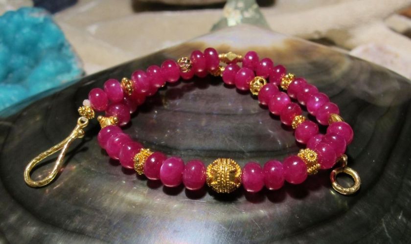   22K AFRICAN CATS EYE CHERRY RED RUBY 18K 22K GOLD BEAD BRACELET  