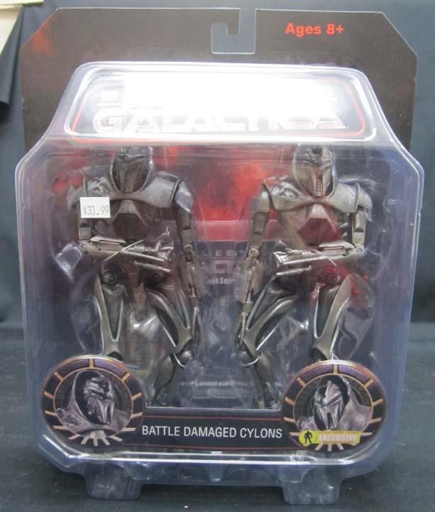 Battlestar Galactica Battle Damaged Cyclons Figures NIP  