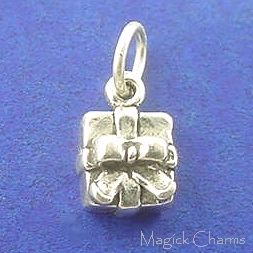 Sterling Silver .925 CHRISTMAS GIFT Present Small 3D Charm  