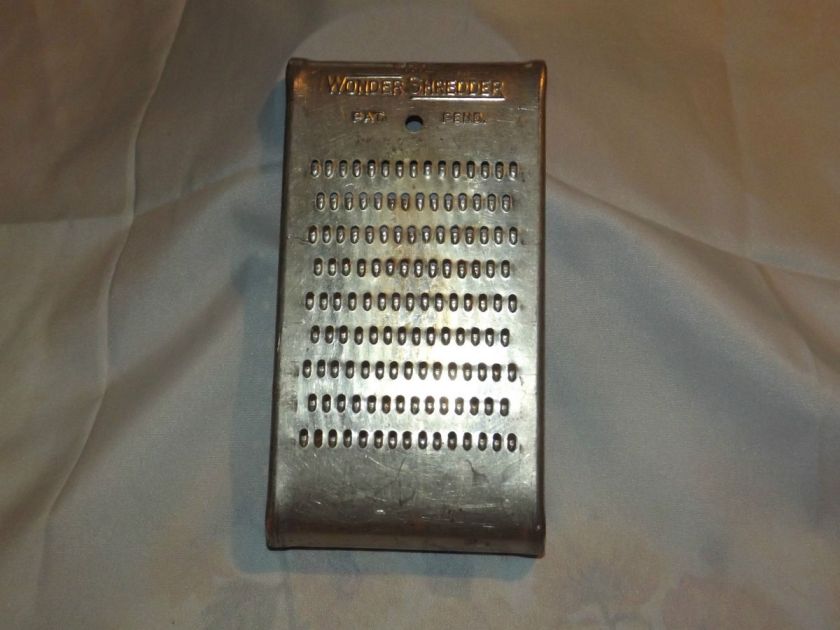 VINTAGE CHEESE GRATER KITCHEN 1940 50S THE WONDER SHREDDER  