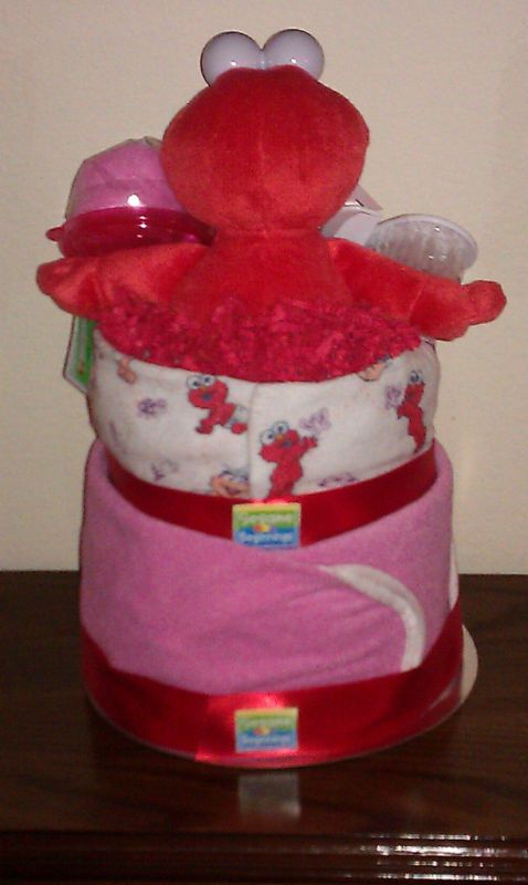 Elmo Diaper Cake by Derus Designs