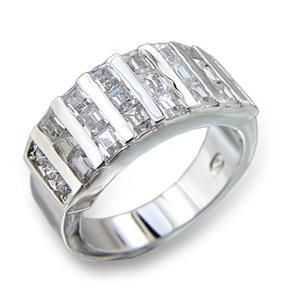 CARAT EMERALD CUT BAGUETTE RIGHT HAND RING  