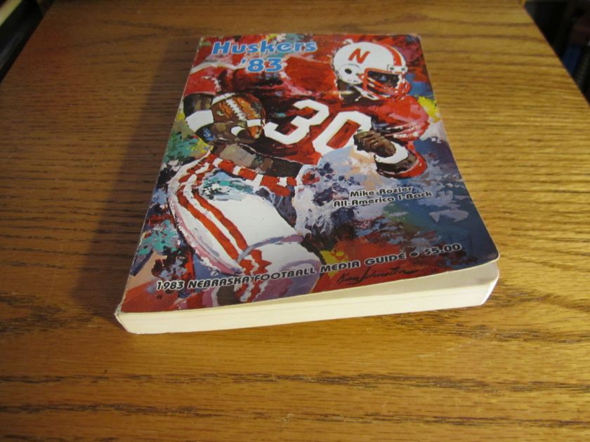 1983 NEBRASKA CORNHUSKERS FOOTBALL MEDIA GUIDE  