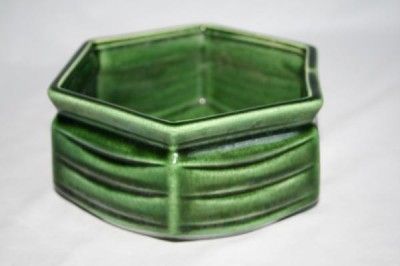 541 FLORALINE USA 420 Hexagon Green Planter Pot  