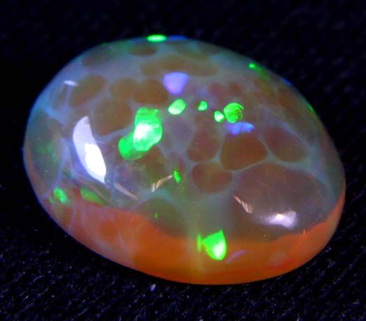 55 cts. HONEYCOMB PATTERN OPAL GEMSTONE W/VIDEO 10616  