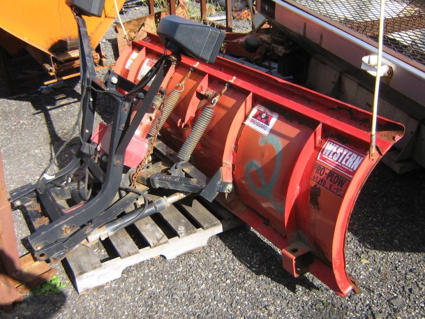 WESTERN UNIMOUNT UNI MOUNT SNOWPLOW SNOW PLOW FRAME 8 FOOT GMC FORD 